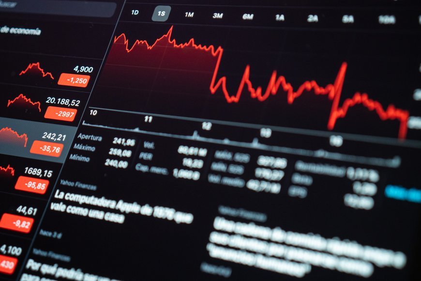 Indeks Hang Seng Ditutup Datar di Tengah Ketidakpastian Global